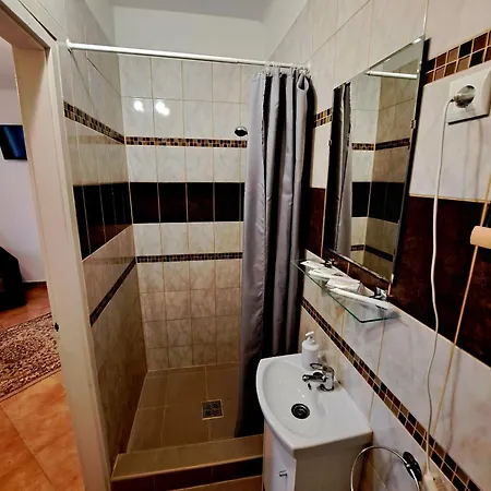 Bed & Breakfast Csodaret Kuria *
