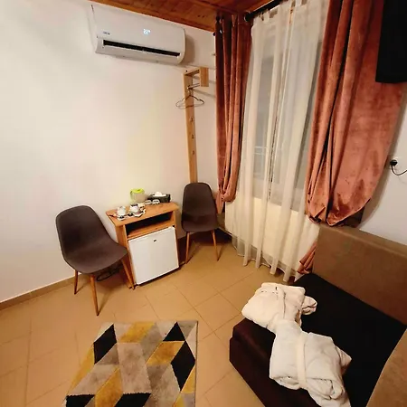 Bed & Breakfast Csodarét Kúria 4*