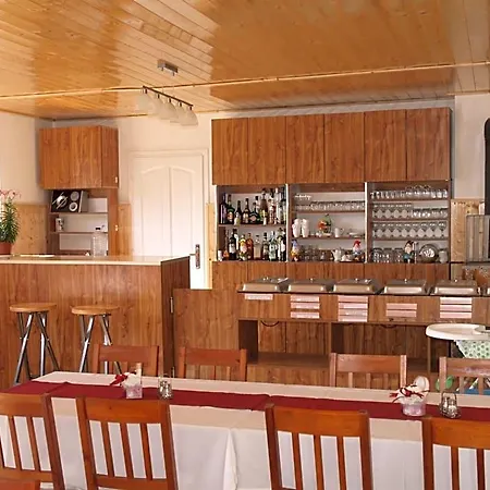Csodaret Kuria לינה וארוחת בוקר Mórahalom
